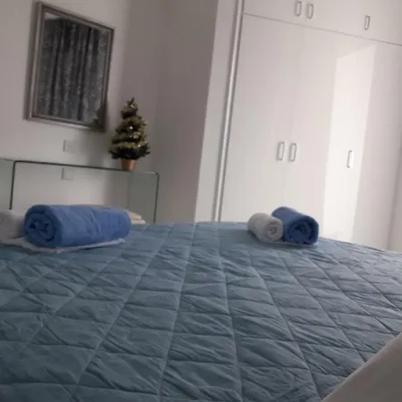 P L Sunorama Garden 302 Apartman