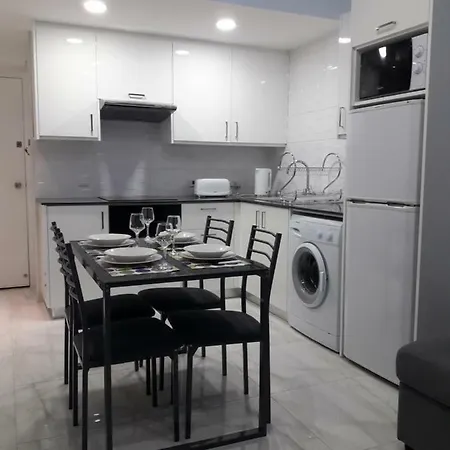 P L Sunorama Garden 302 Appartement Larnaca